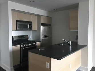 Rented by R New York
