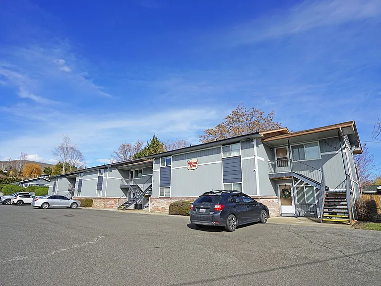 4507 Hillcrest Dr — Photo 25