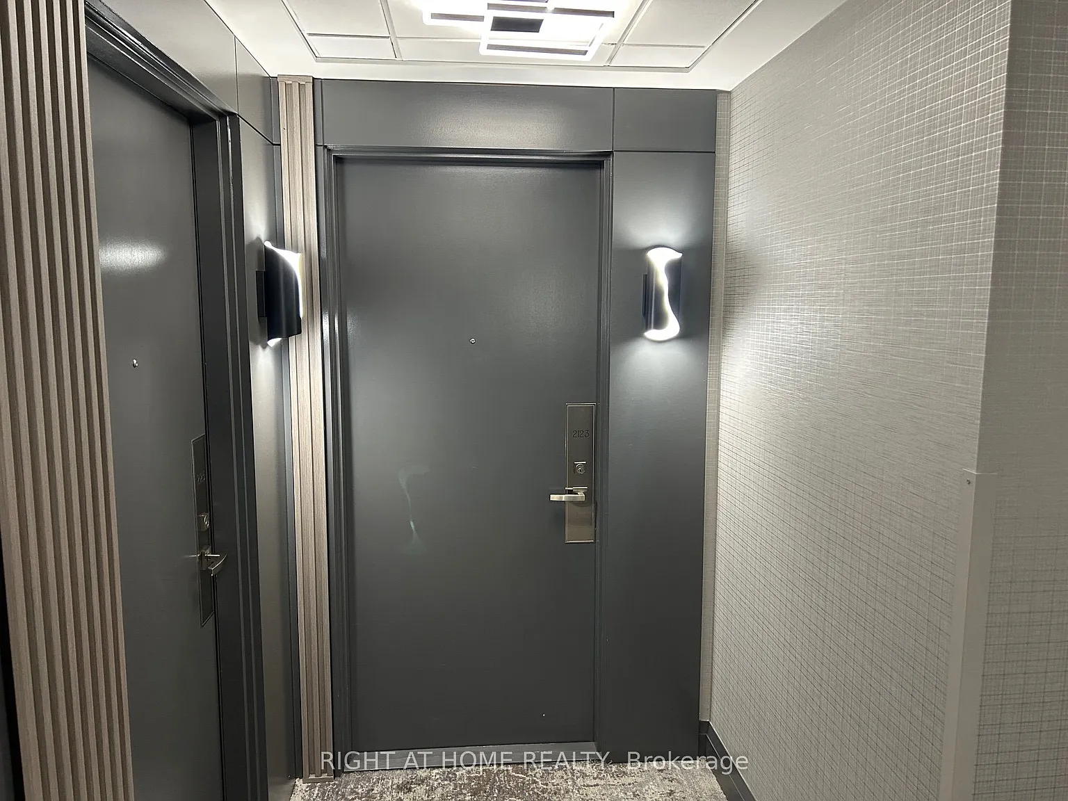 2 bed, $2,400 — Photo 4