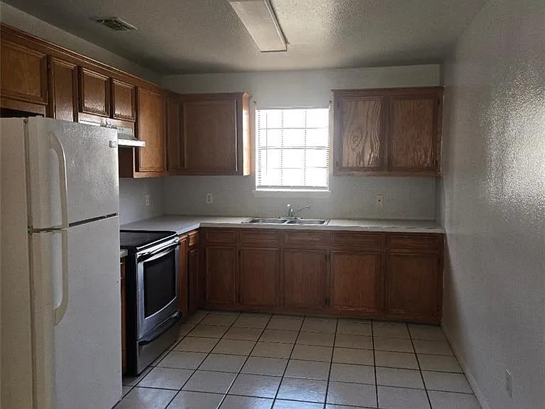 1612 Orange Ave #4 — Photo 4