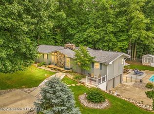 2406 E Herbison Rd, Bath, MI 48808