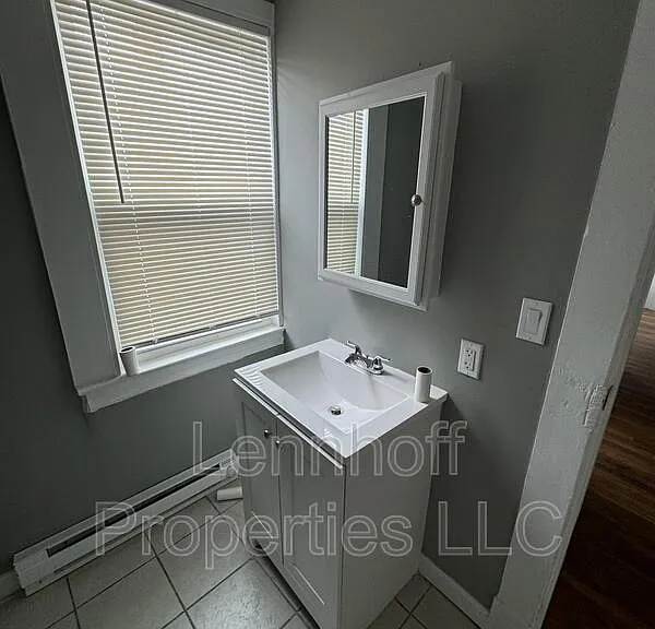 19 Union St #2 — Photo 4