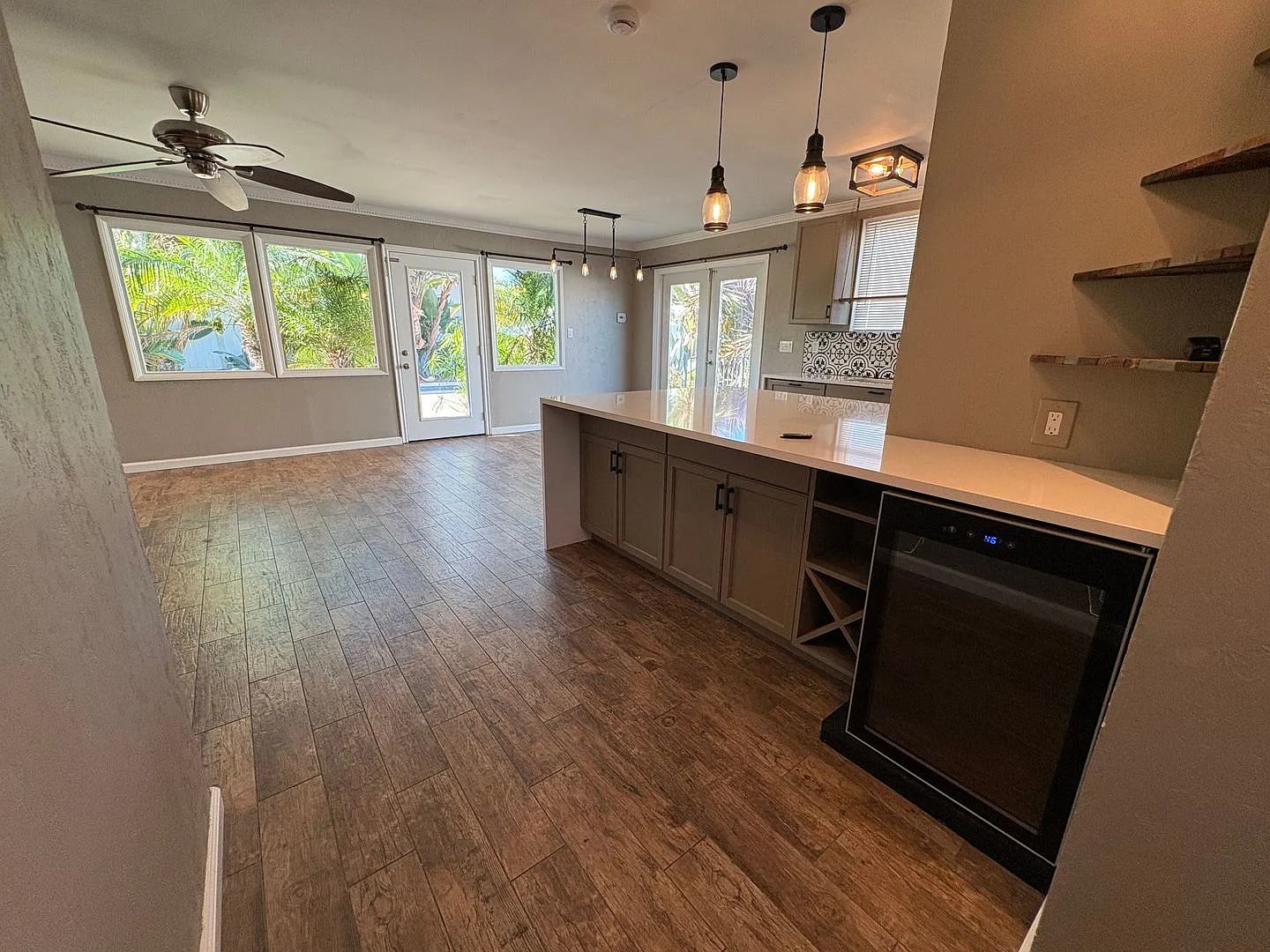 3 bed, 2 bath House in Clairemont with a Pool and Jacuzzi — Photo 2