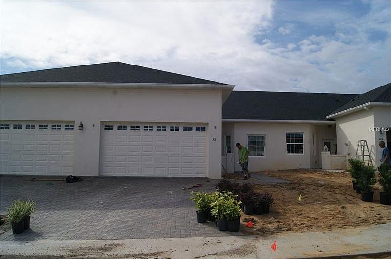 1st image of 3010 Manitoba Ave
