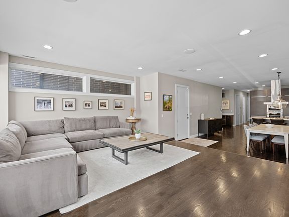 2nd image of 1823 N Halsted St #1