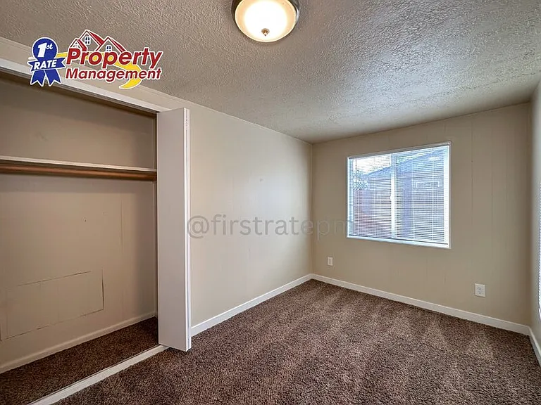 5 S Owyhee St — Photo 10