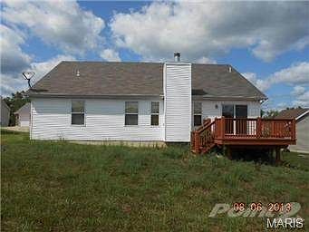 3rd image of 810 Oxford Ct