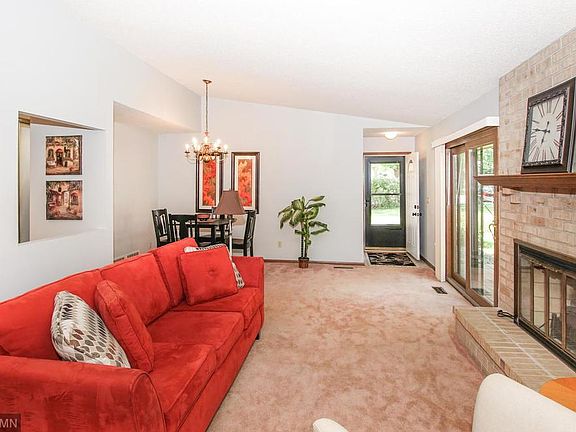 5th image of 7119 Robinwood Bay