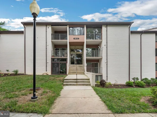 8013 Mandan Rd Unit 532, Greenbelt, MD 20770