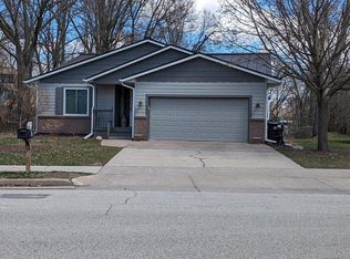 221 N Court St, Sparta, WI 54656