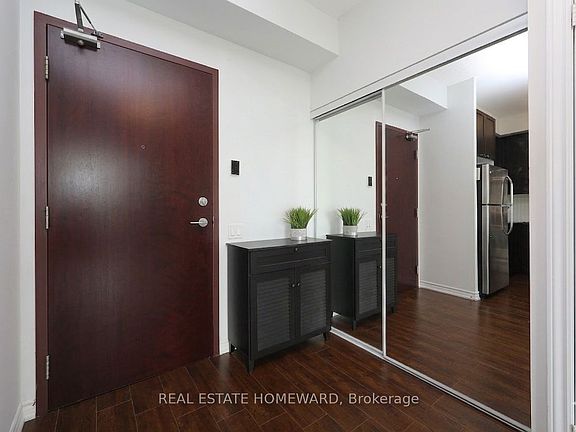 3rd image of 1328 Birchmount Rd #1701