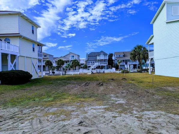 9 Dare Street, Ocean Isle Beach, NC 28469