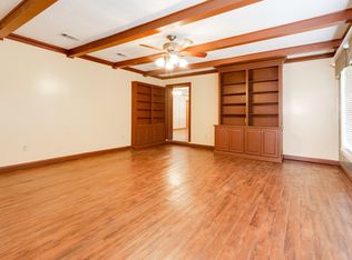 23 Dunkley St, Hattiesburg, MS 39401