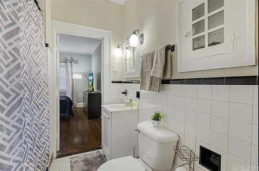 4815 Lee Ave — Photo 11