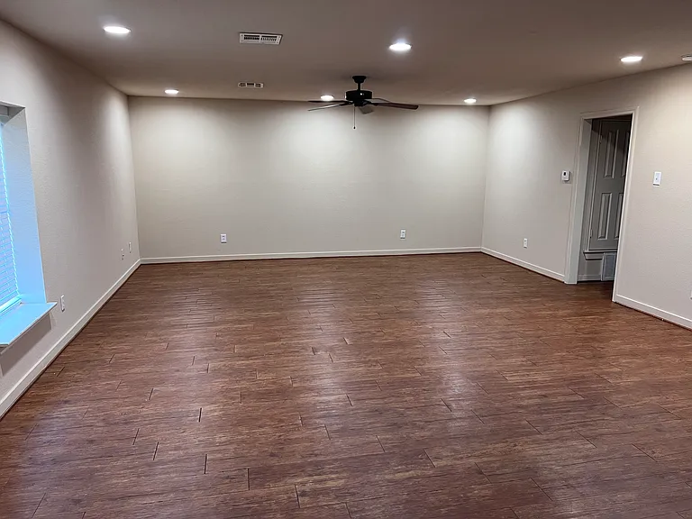 56 Boone Ave #1 — Photo 4