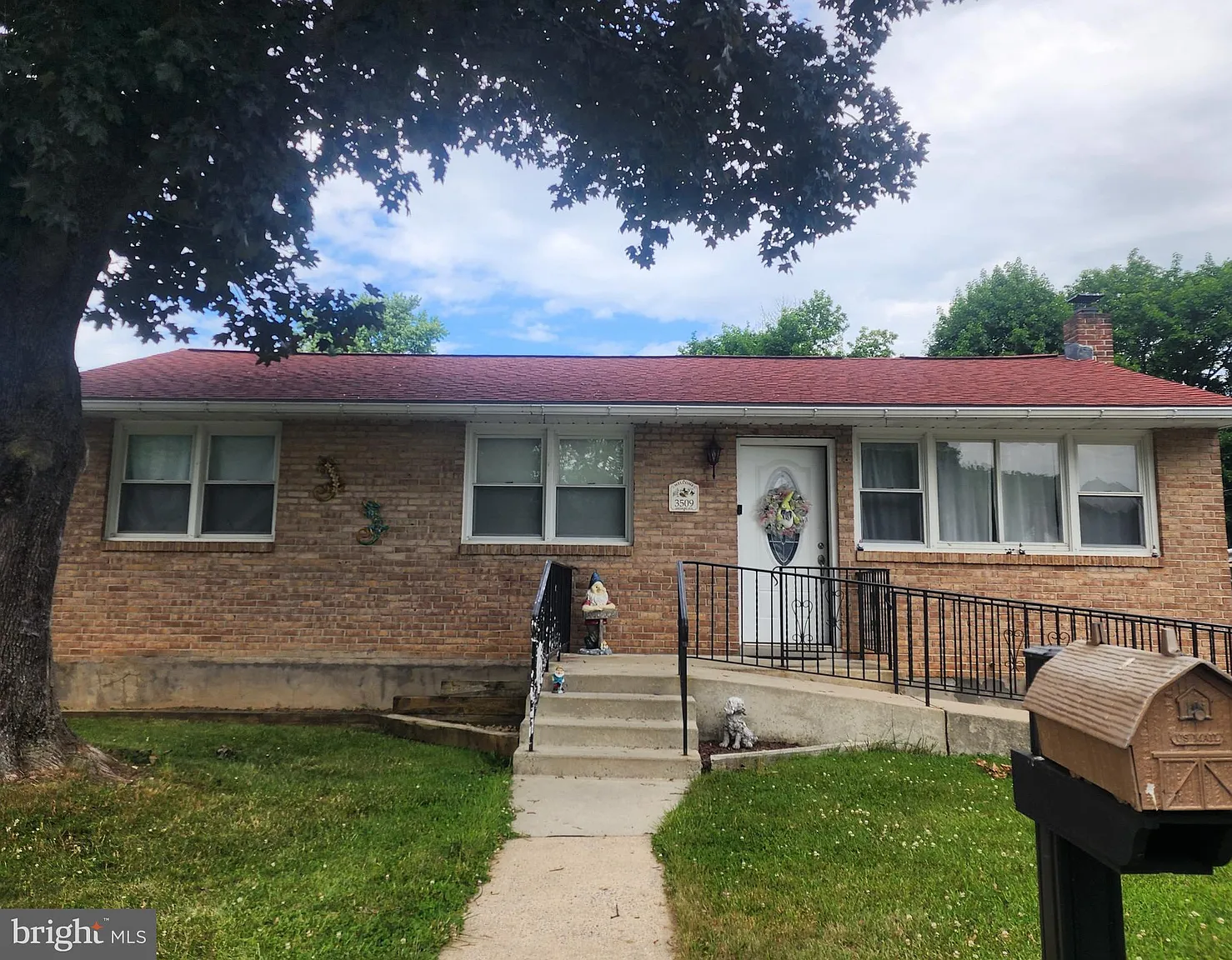 3509 Ardmore Ave photo 1