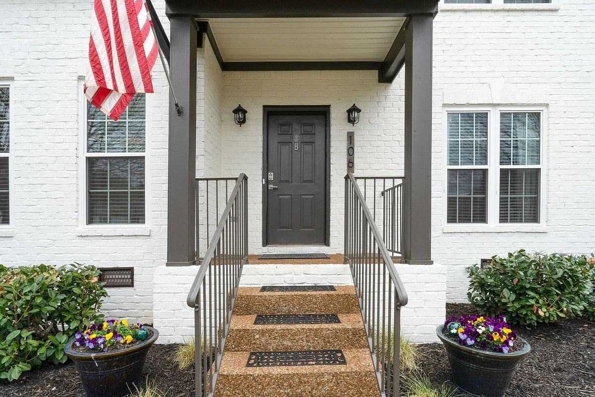 Building Photo - 106 Golden Meadow Ln