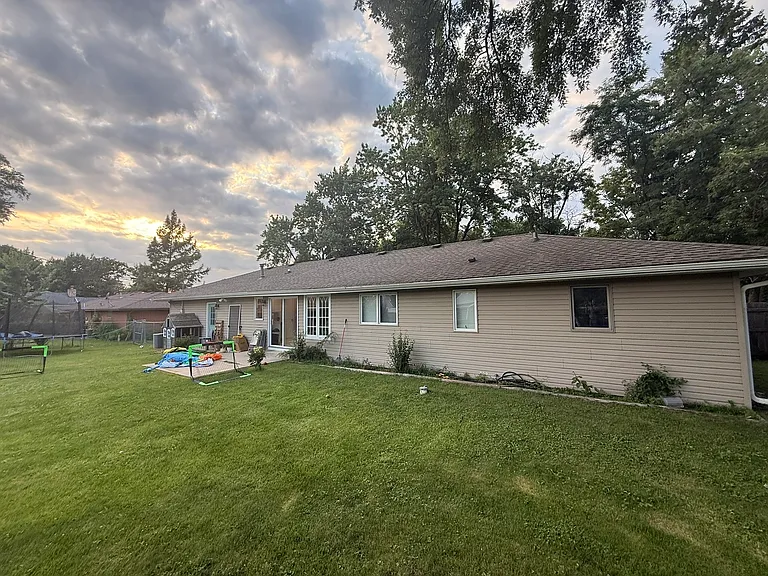 122 Gall Ln — Photo 13
