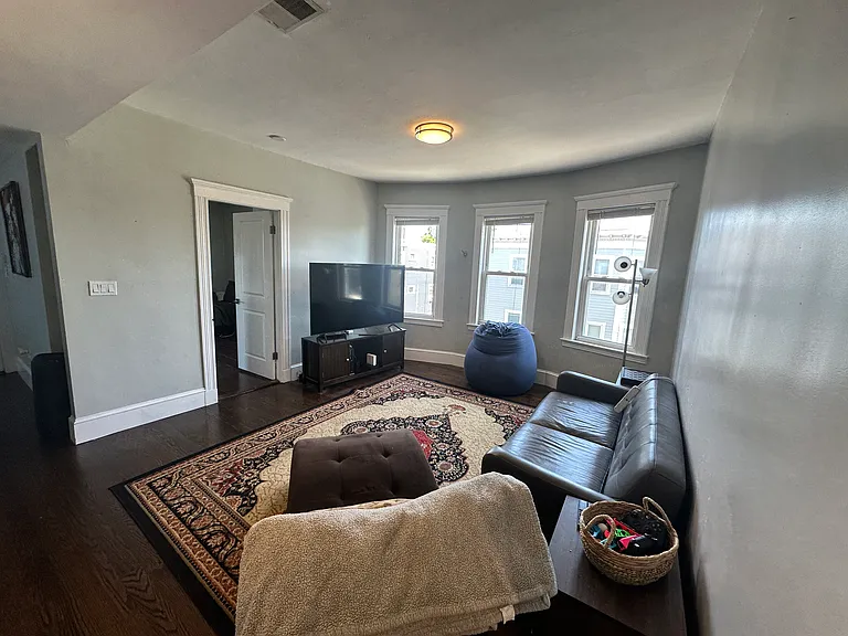 147 Boston St #3 — Photo 7