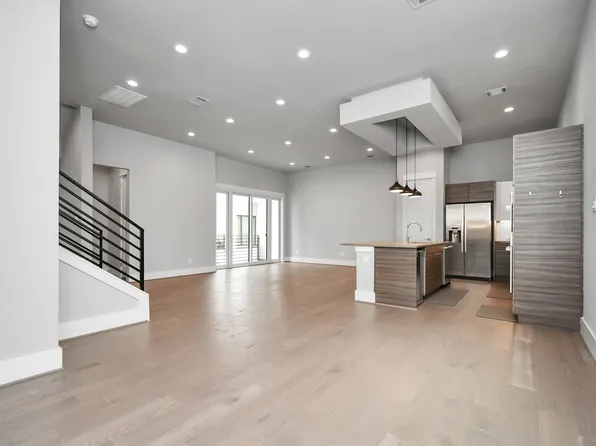 1617 Wheeler St #D, Houston, TX 77004