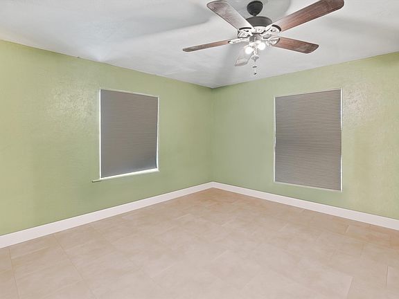 5th image of 670 Woodland Acres Drive