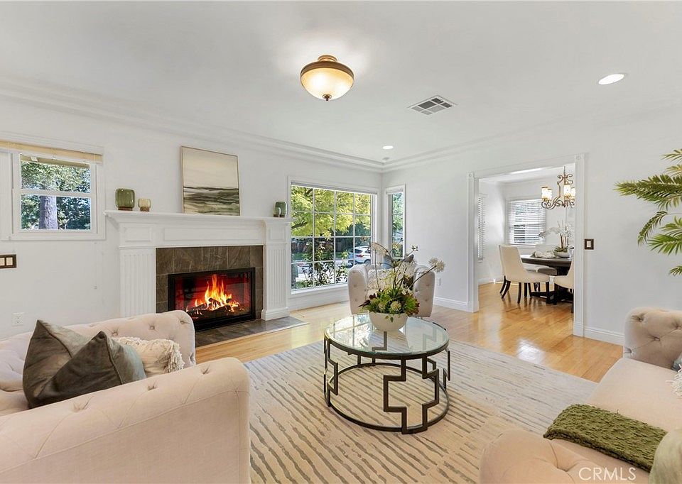 1st image of 1825 Rose Ave