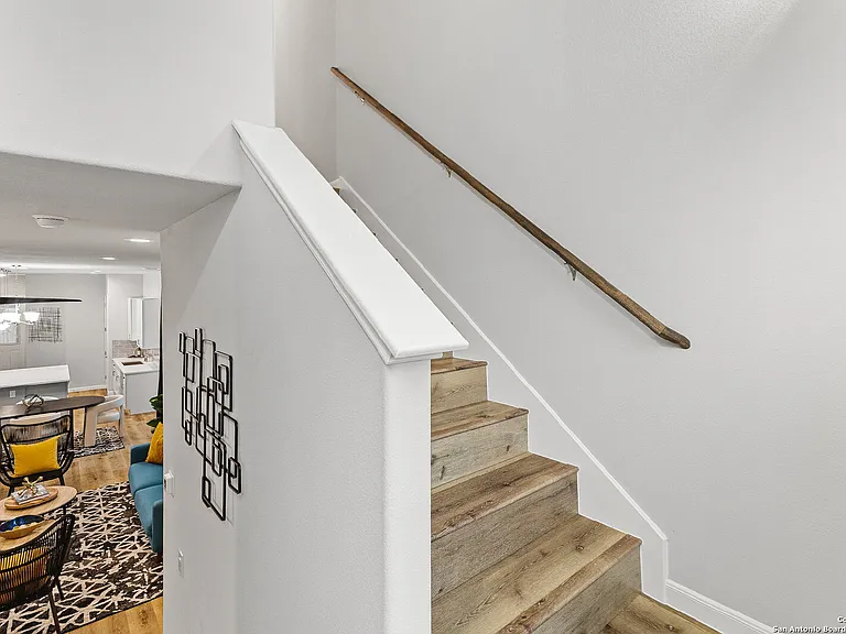 505 Linden Ave — Photo 22