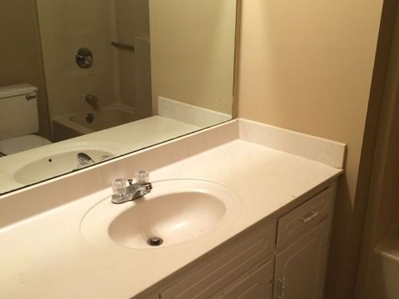 3rd image of 1487 Nichols Dr