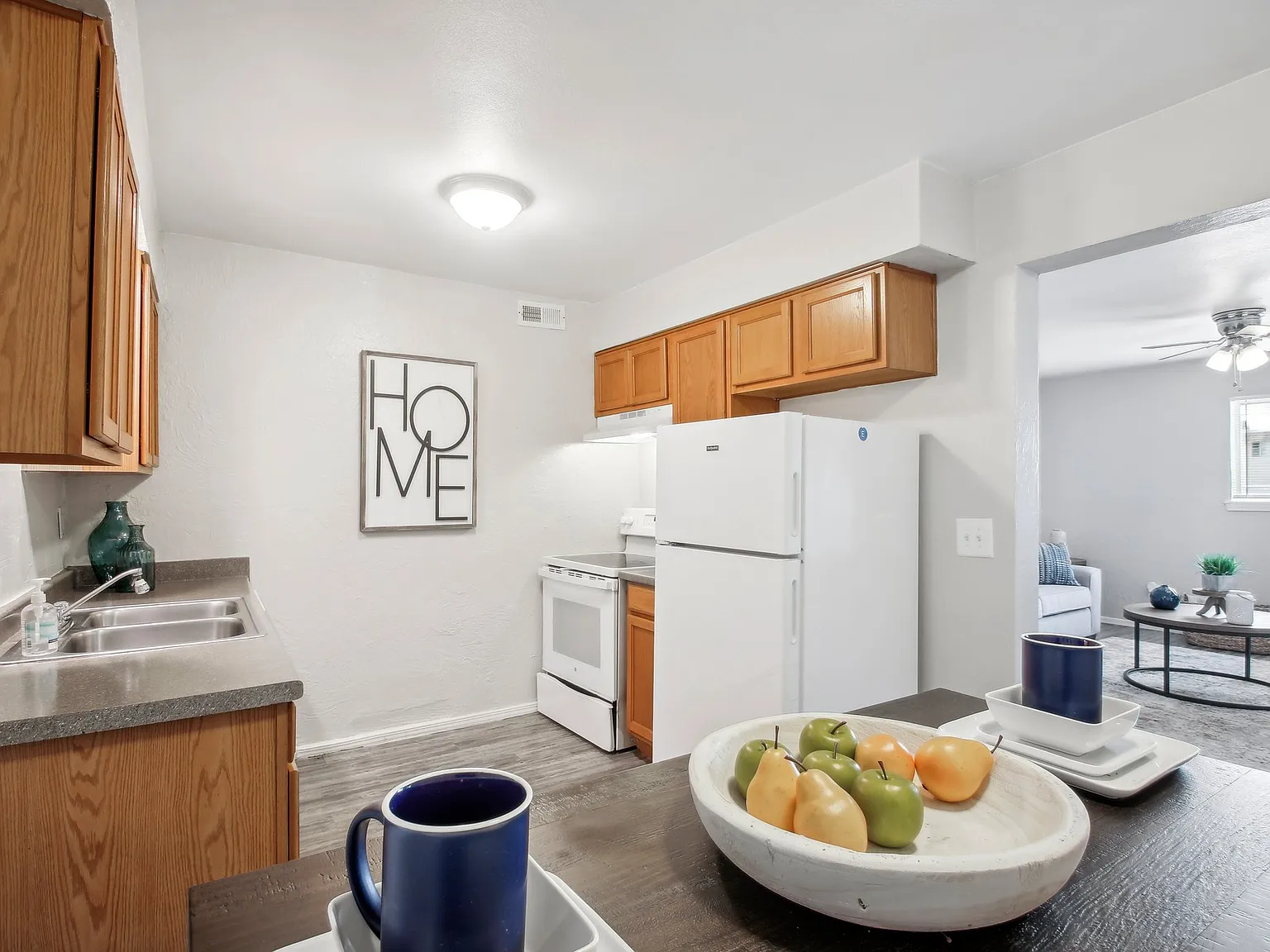 Highland Park Apartments — Photo 4