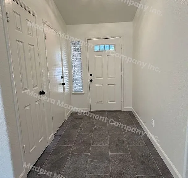 636 Macadamia Ave — Photo 4