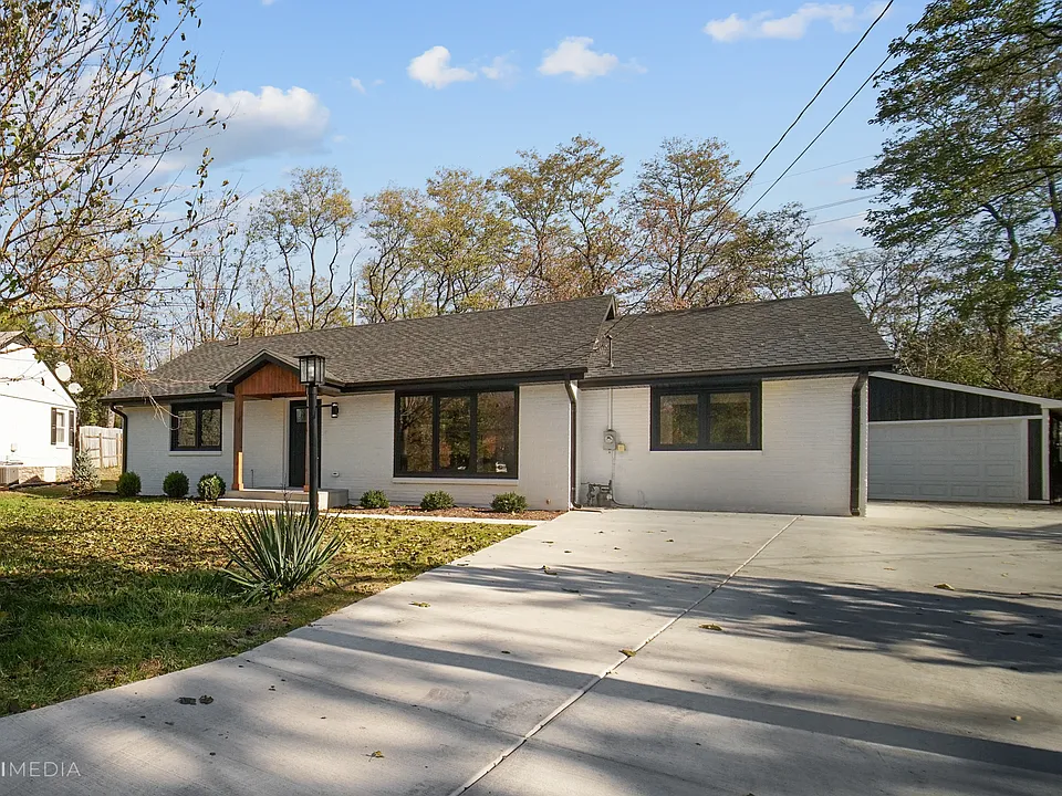66 Mionske Dr
