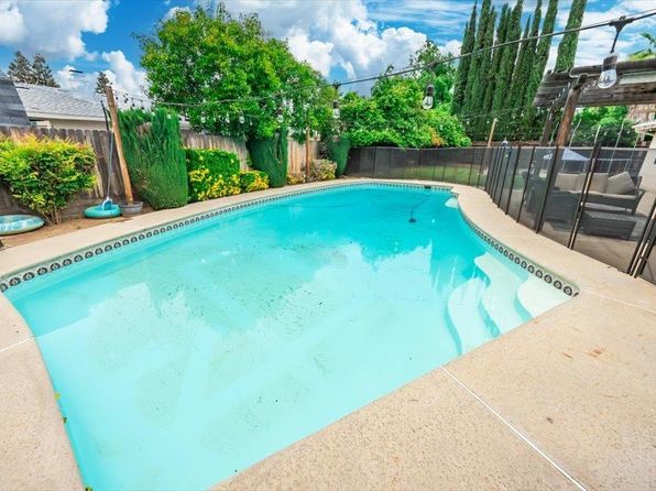 57 Joshua Ave, Clovis, CA 93611