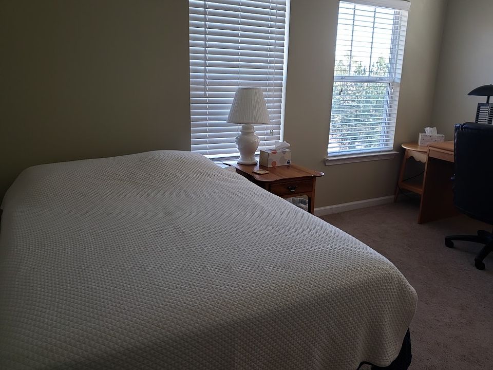 1st image of 1635 Elmwood Ct