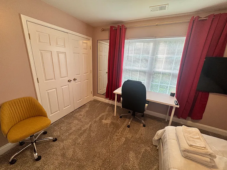 1084 Plantation Trl #A — Photo 10