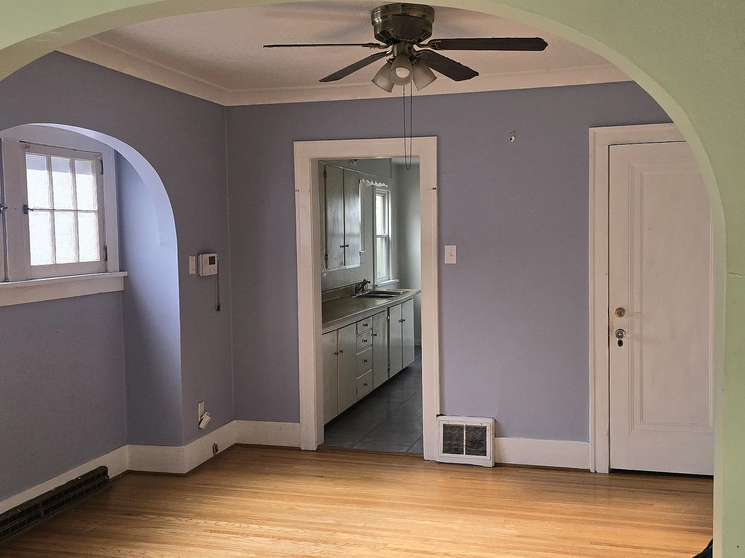 2 bed, 1035 sqft, $1,125 — Photo 3