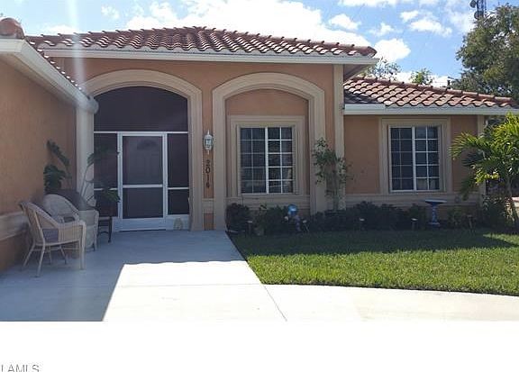 Front Entry Way