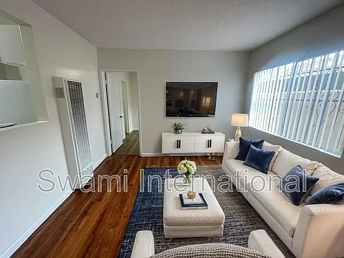 12620 Oxford Ave #C Photo 1