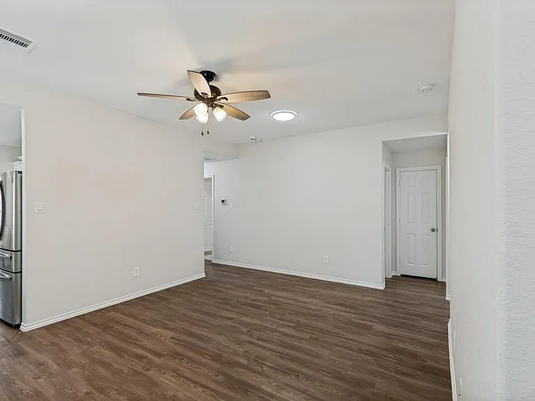 1235 Blue Hazel Ct — Photo 10