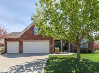 4687 Shady Ridge Row, Greenwood, IN