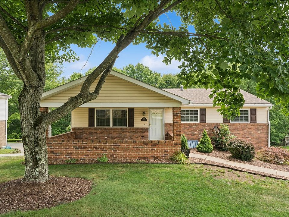 1st image of 221 David Dr