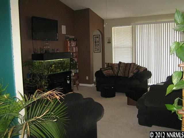 1st image of 610 Buckskin Dr