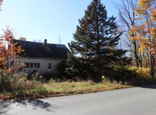 905 Ledge Hill Rd, Corinth, ME 04427