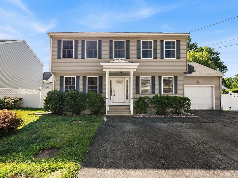 1st image of 388 Varnum Ave