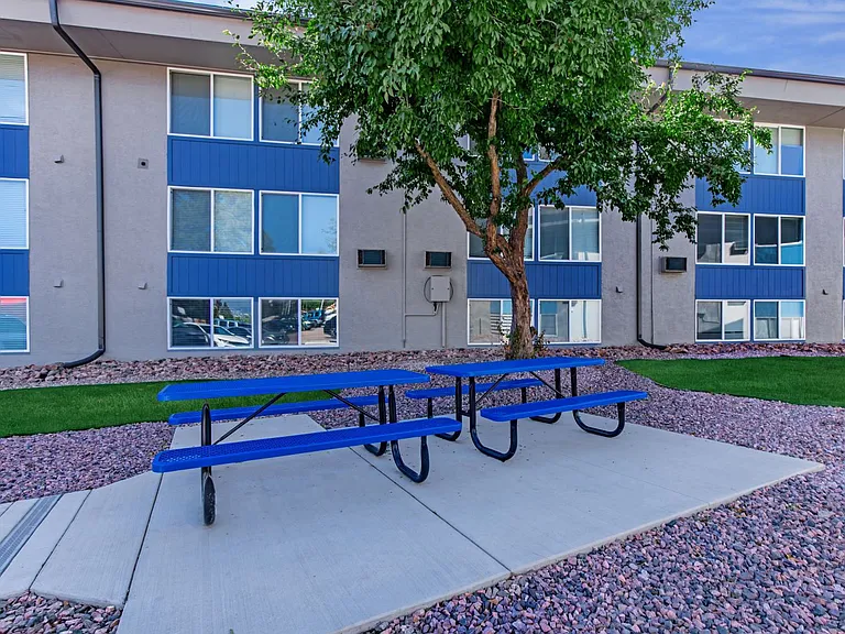 Aero Place Apartments — Photo 9