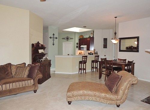 4th image of 1632 Idlewild Dr