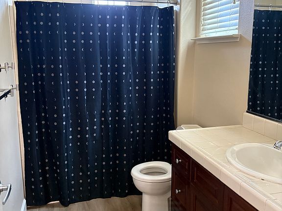 5th image of 3646 Vermont Ln
