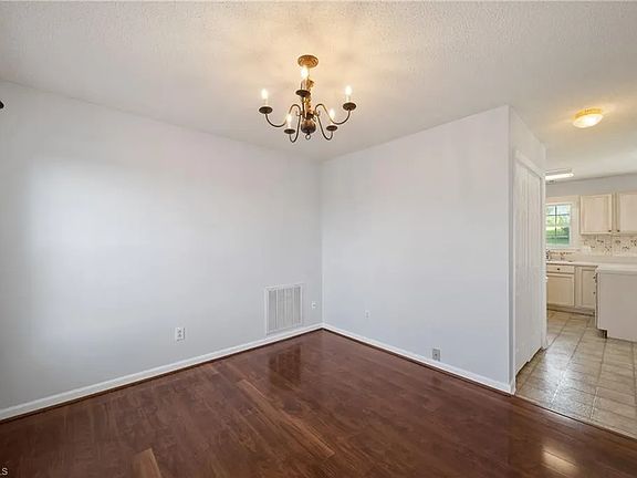 3rd image of 5407 Hundley Rd