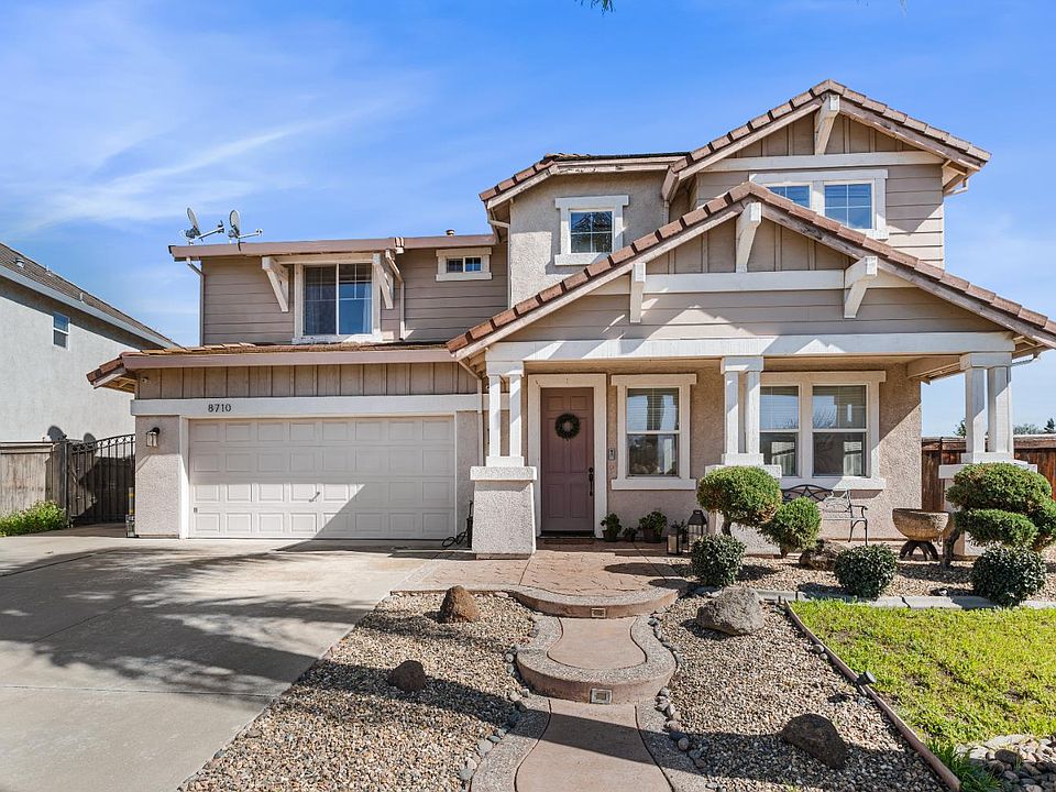 1st image of 8710 McCabe Lakes Dr