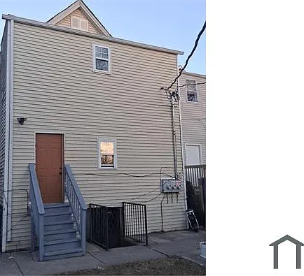 5834 S May St #2 — Photo 8