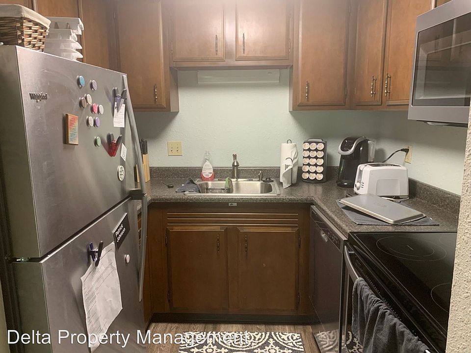 1st image of 518-520 Carr Dr